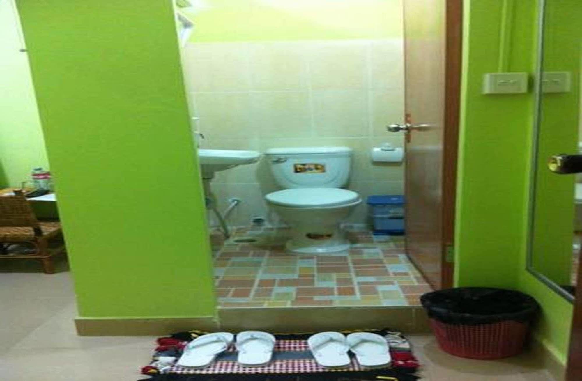 Pratna Guesthouse Phnom Penh Ngoại thất bức ảnh