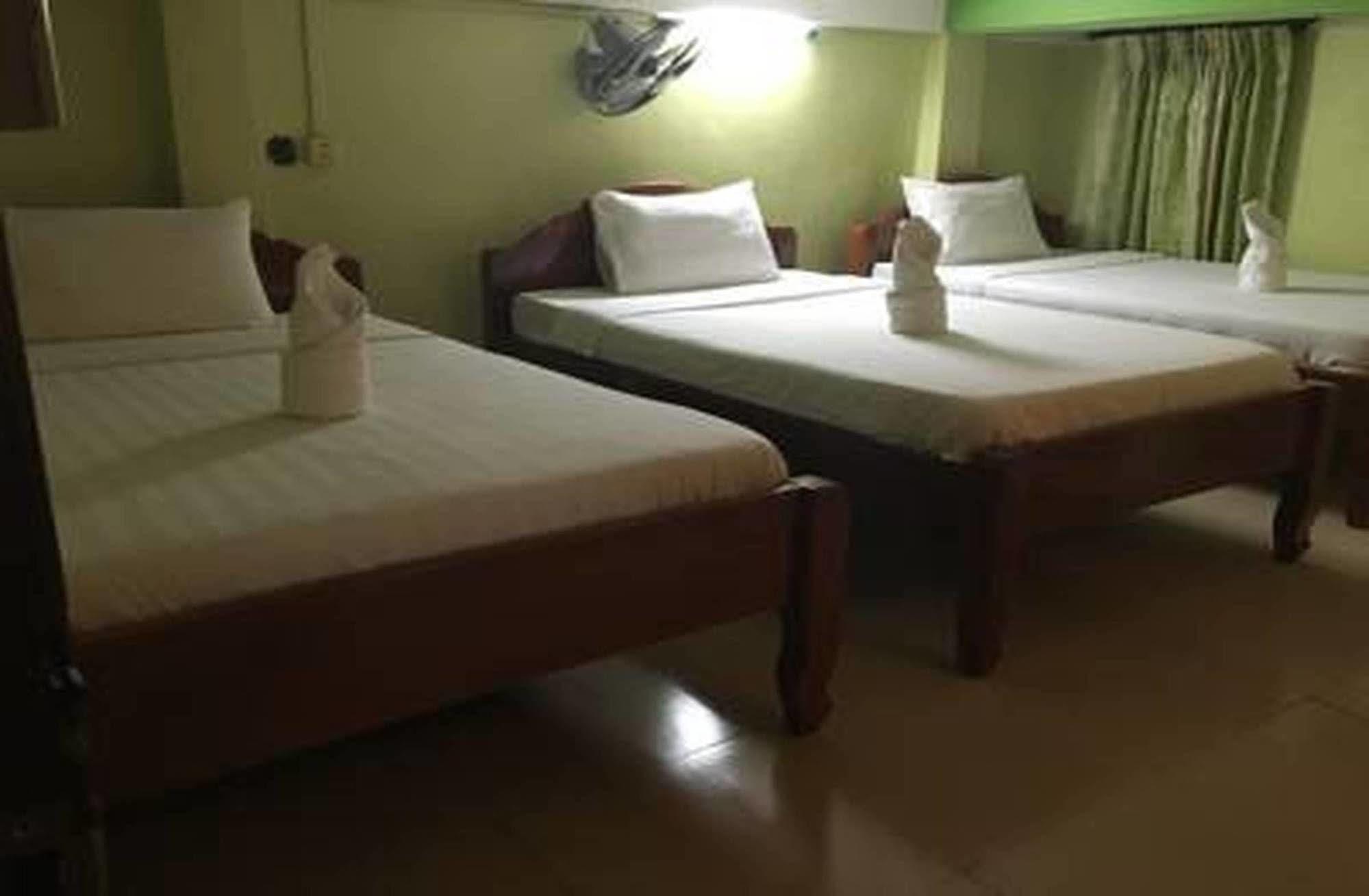Pratna Guesthouse Phnom Penh Ngoại thất bức ảnh